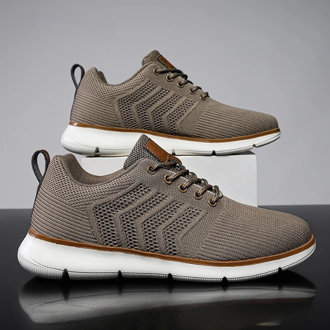 Atmungsaktive Herren Sneaker, leichtes Mesh-Design, moderne Optik, perfekter Tragekomfort für aktive Männer.