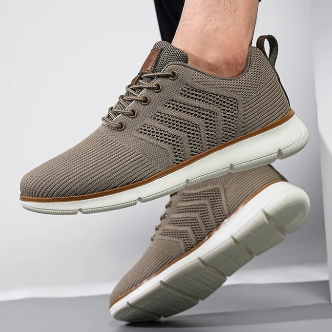 Atmungsaktive Herren Sneaker, leichtes Mesh-Design, moderne Optik, perfekter Tragekomfort für aktive Männer.