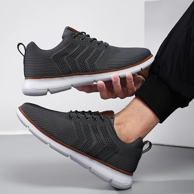 Atmungsaktive Herren Sneaker, leichtes Mesh-Design, moderne Optik, perfekter Tragekomfort für aktive Männer.
