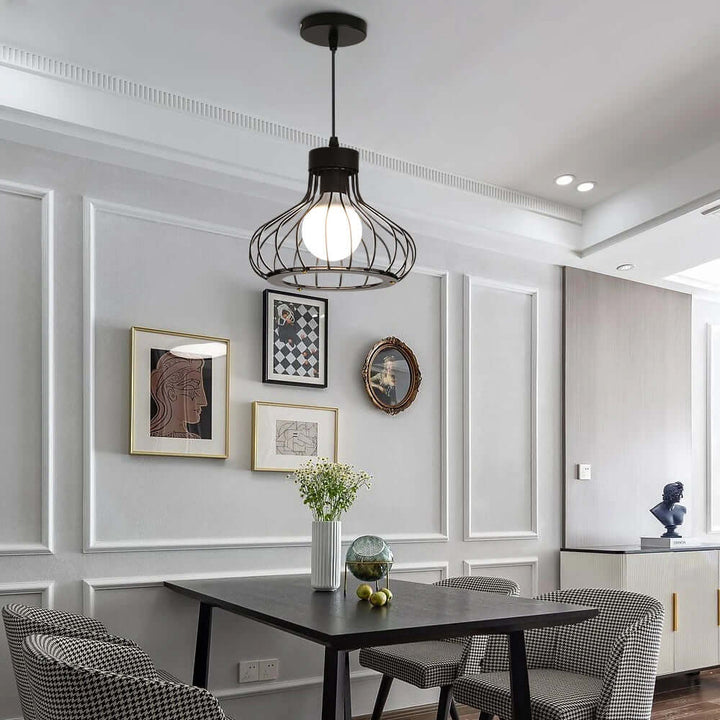 Moderne Metall-Pendelleuchte