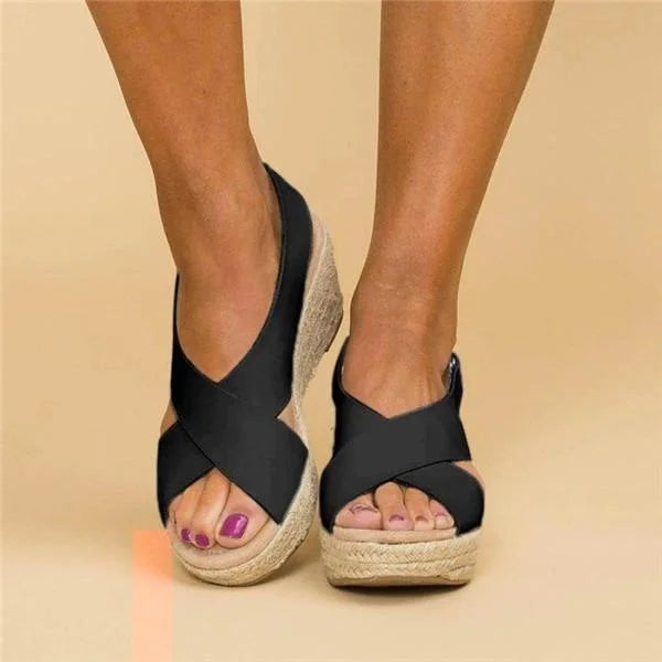 "Bequeme orthopädische Damensandalen in Beige mit Keilabsatz und verstellbaren Riemen für optimalen Komfort und Unterstützung