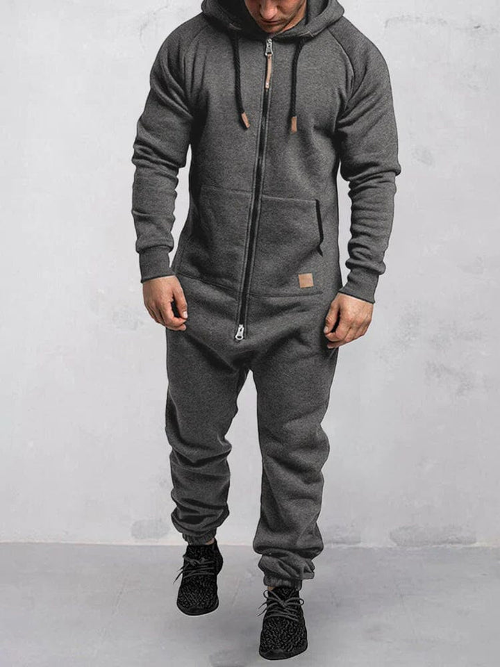 Bequemer Herren Jumpsuit mit Kapuze, lockere Passform, stilvolles Design, ideal für Freizeit und Entspannung.