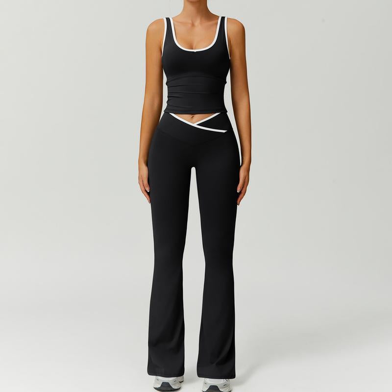 Women's sculpting capri leggings, perfect for yoga, gym, or everyday activewear. Comfortable fit.