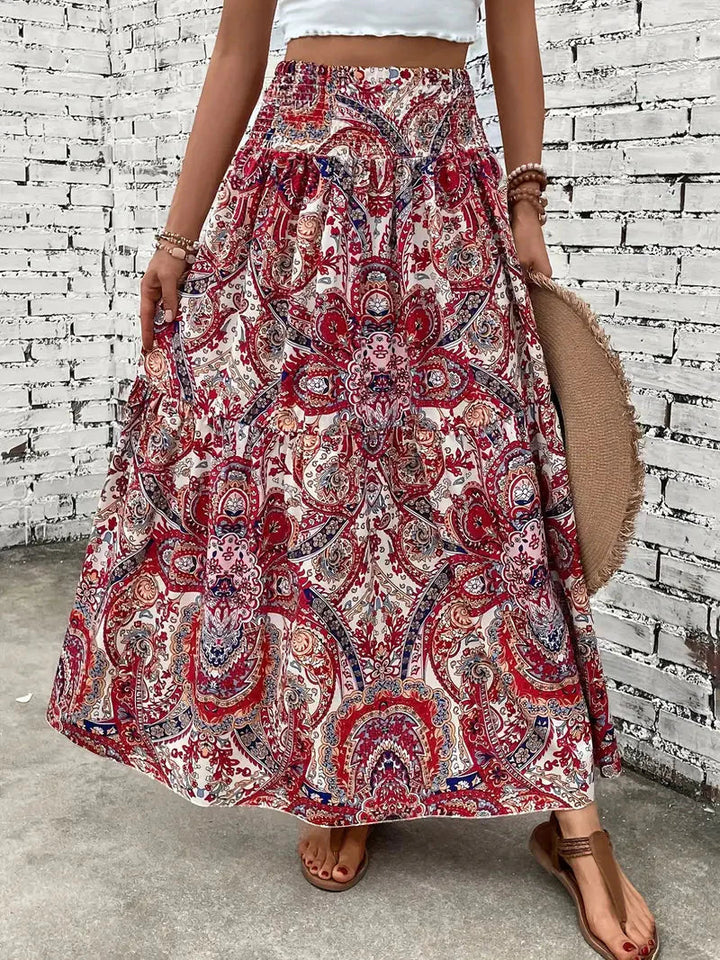 Boho Maxirock Damen, fließend mit Muster und raffinierter Taille, für elegante Looks in Schwarz, Rot oder Braun.