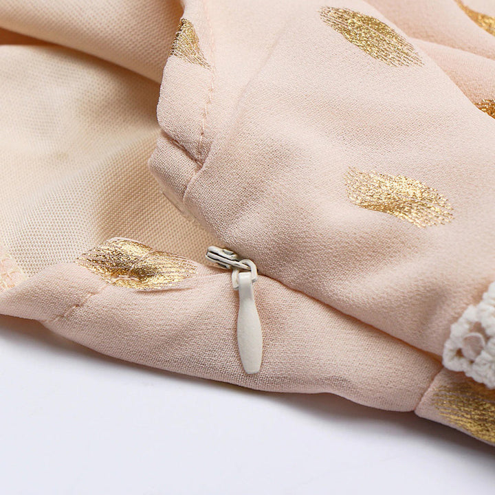 Boho-Sommerkleid Damen in Blau, locker geschnitten mit fein gearbeiteten Details, ideal für stilvolle Sommer-Tage.