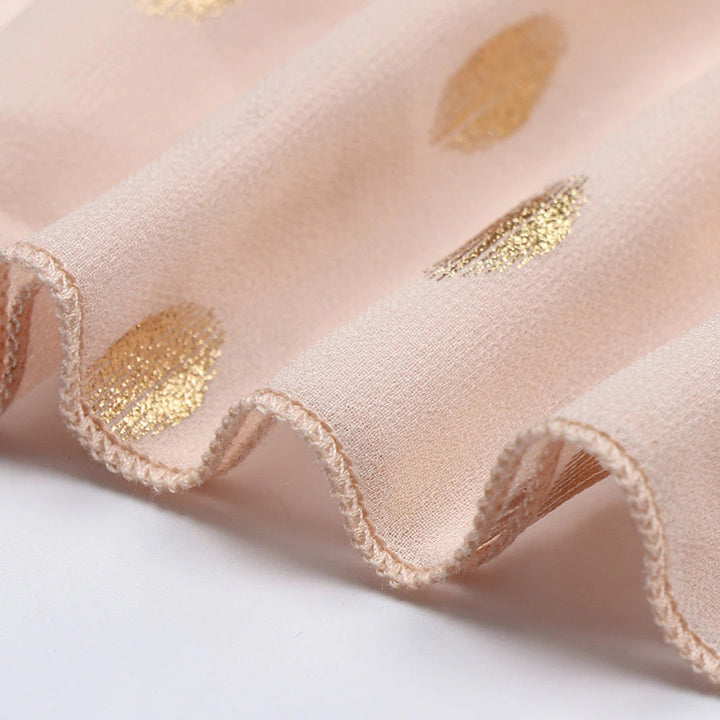 Boho-Sommerkleid Damen in Blau, locker geschnitten mit fein gearbeiteten Details, ideal für stilvolle Sommer-Tage.