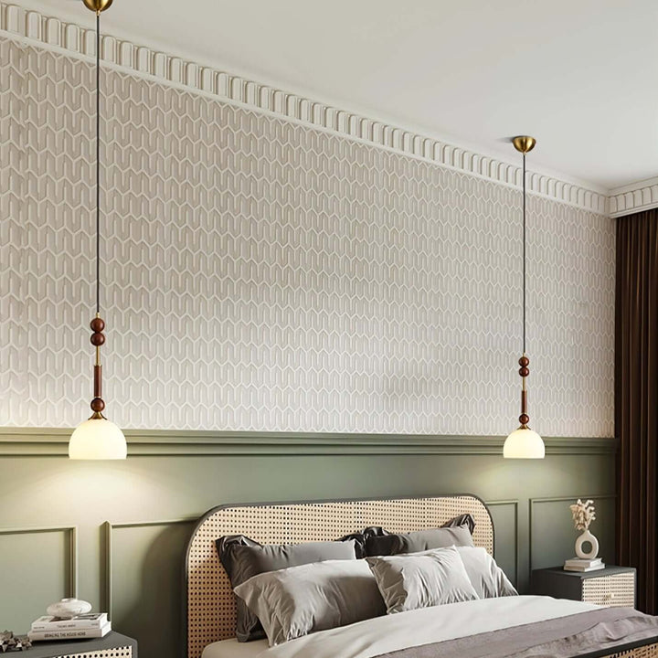 Elegante Pendelleuchte mit Glaslampenschirm