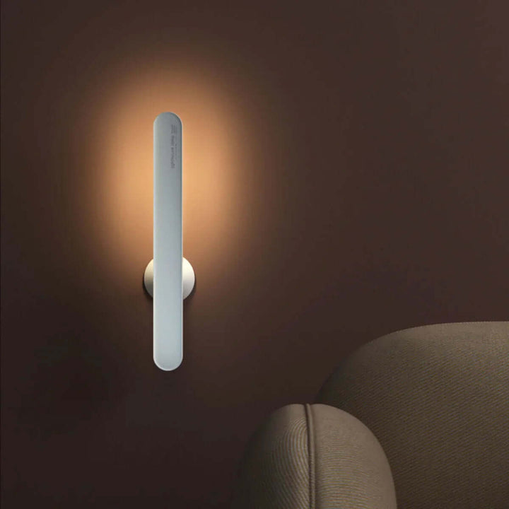 Moderne LED-Tischleuchte mit Touch-Sensor
