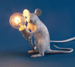 Sitting Mouse / White