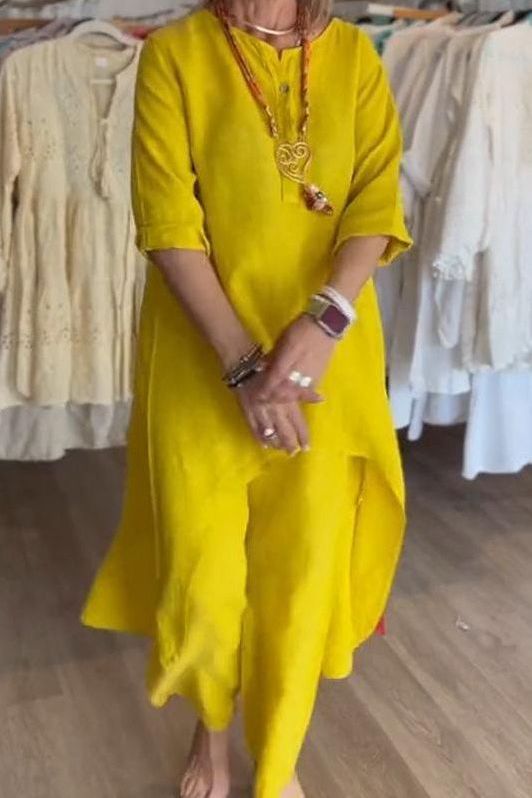 Elegant women's chic coordinated outfit set, versatile two-piece for everyday fashion.