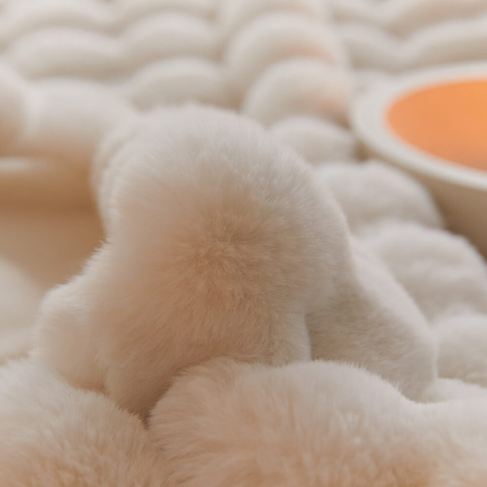 Hypoallergenic rabbit fur bubble blanket, perfect for snuggling, with coordinating pillowcase