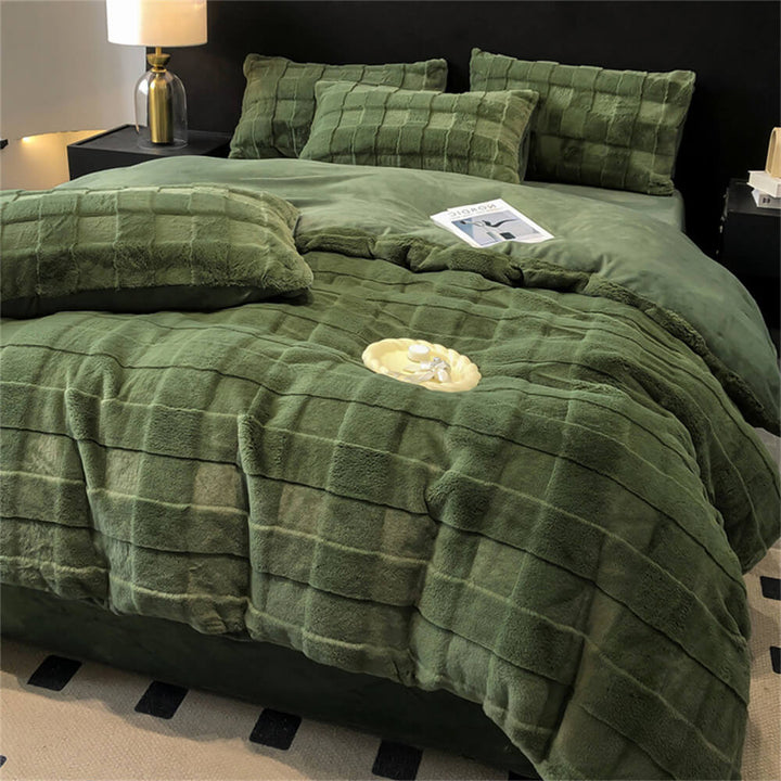 Luxurious brown faux rabbit fur milk velvet bedding set, cozy and warm for bedroom decor