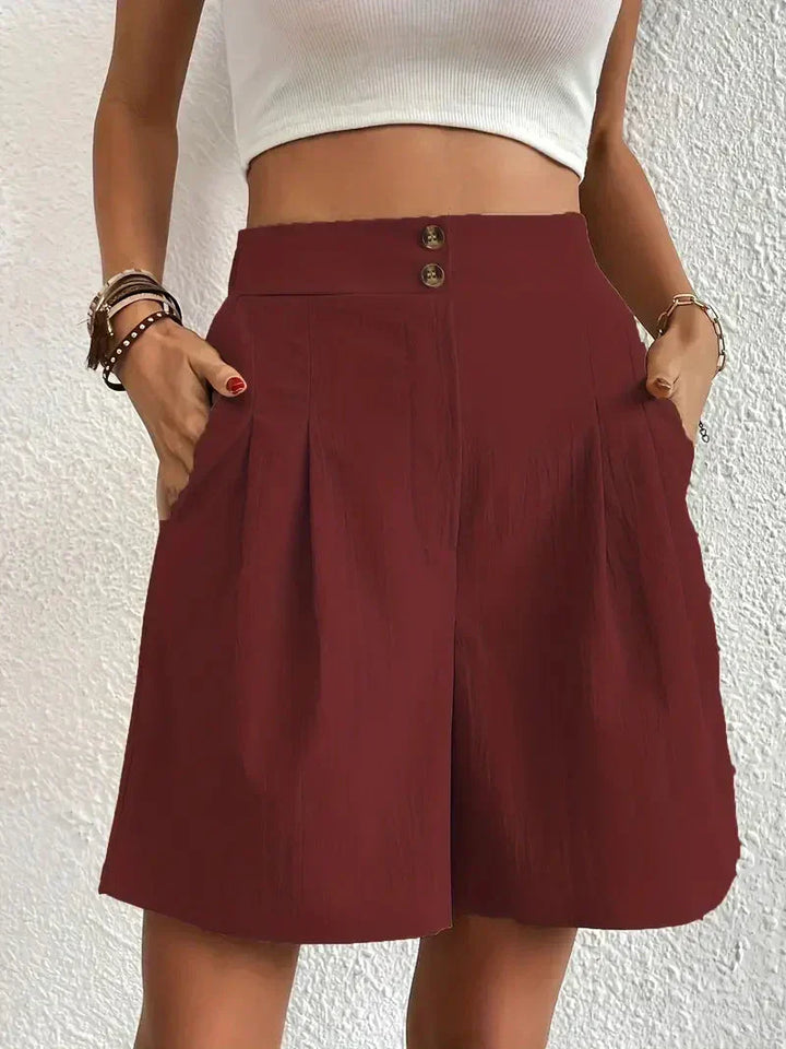 "Damen High Waist Shorts aus Leinen mit schrägen Taschen, elegante Passform, ideal für Sommerkleidung, hintere Ansicht"