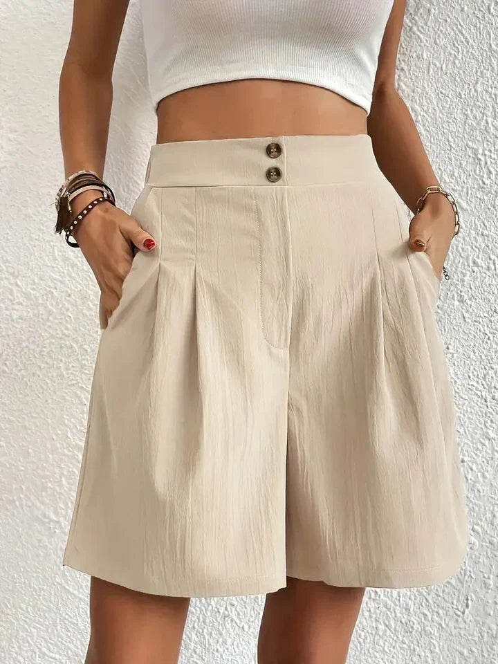 "Damen High Waist Shorts aus Leinen mit schrägen Taschen, elegante Passform, ideal für Sommerkleidung, hintere Ansicht"