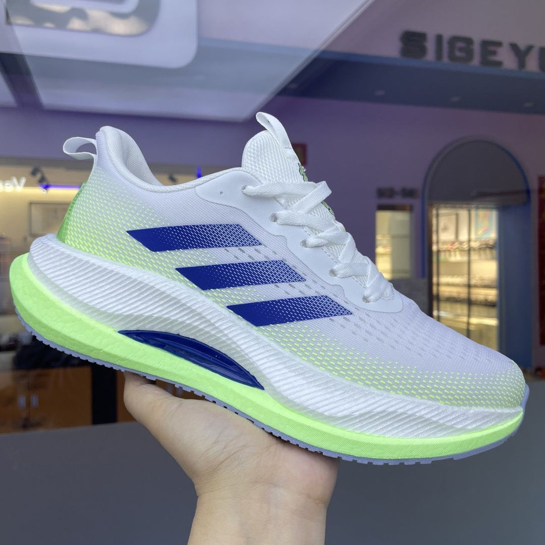 "Damen Laufschuhe High-Performance, atmungsaktiv & leicht, in Grau, Seitenansicht, robuste Außensohle"