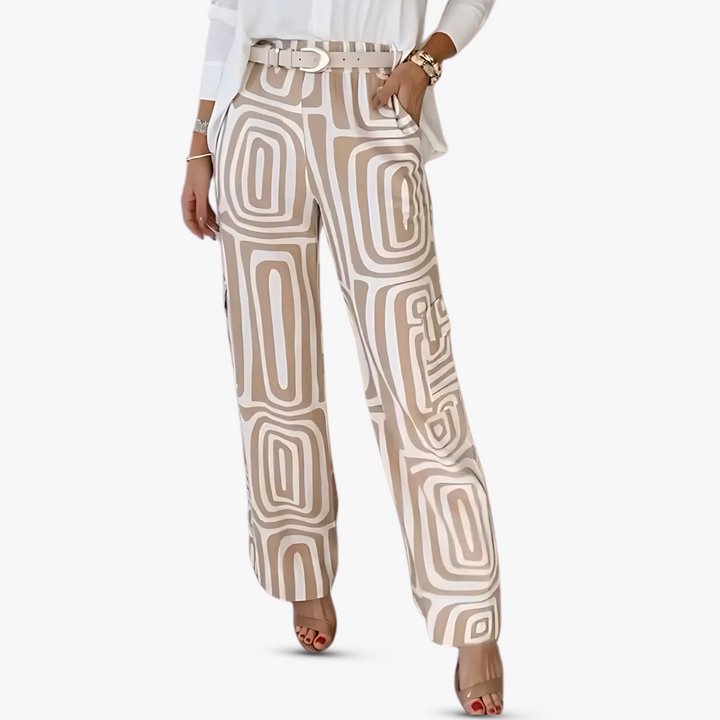 "Damen Leinen Hosenanzug Set, elegant und atmungsaktiv, zeigt moderne Passform in beige, ideal für stilvolle Anlässe."