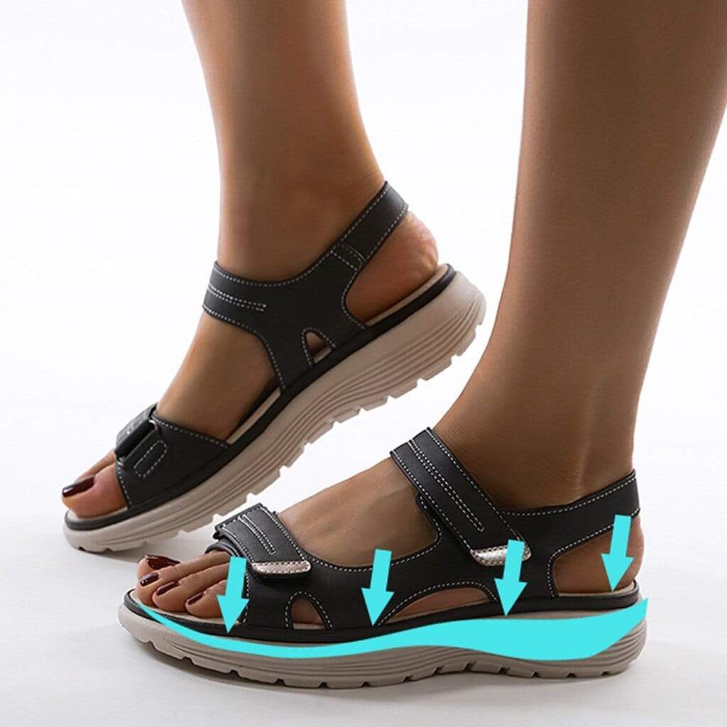 "Damen orthopädische Sandalen, beige, mit verstellbaren Riemen und Plateau-Design für Komfort und Stil."