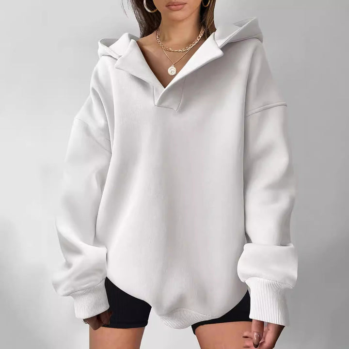 "Damen Oversized Hoodie mit modernem Kragen, lässiger Passform und weichem Baumwollmix, ideal für modische Looks."