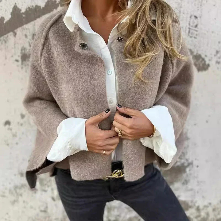 "Damen Sommerjacke elegant, leicht, vielseitig, beige, zeitloses Design, ideal für jede Gelegenheit, modisch und komfortabel"