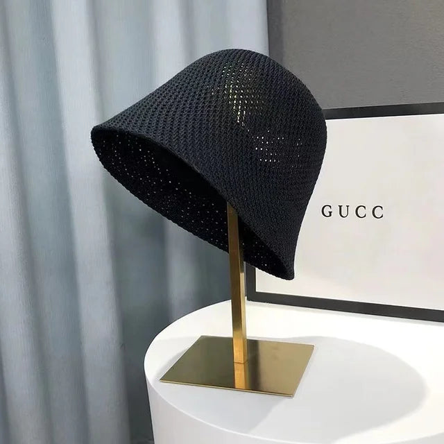 "Damen Sonnenhut, atmungsaktiv, elegant, mit breitem Rand für UV-Schutz, durchbrochenes Design, ideal für sonnige Tage."