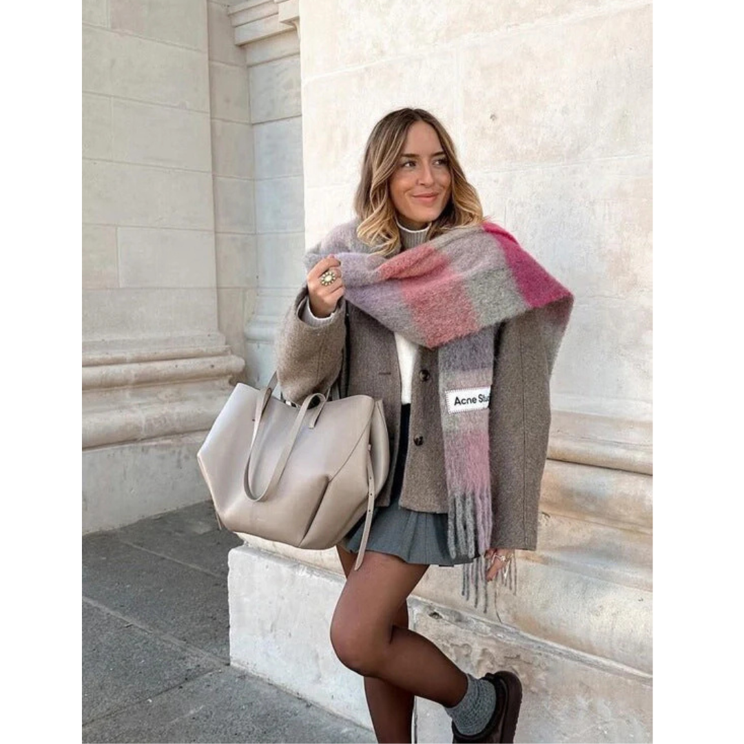 "Damen Vintage Tote Bag, geräumig und stilvoll, ideal für Alltag und Reisen. Klassisches Design, robust und vielseitig."