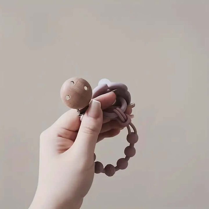 Sicherer Silikon-Schnullerhalter mit niedlichem Bären-Design