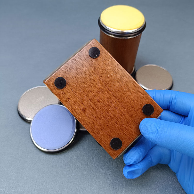 "Diamantbeschichteter Messerschärfer mit ergonomischem Design, ideal für schnelles, präzises Schärfen von Küchenmessern."