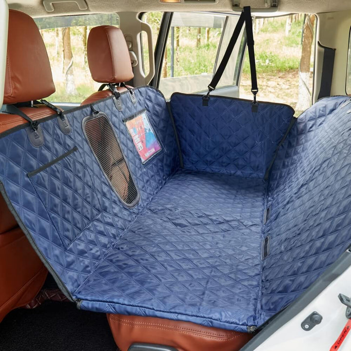 Unisex dog car seat cover, scratch-proof, with quilted design for pet travel.