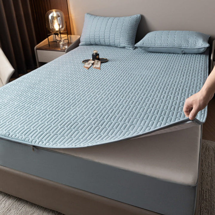 Full enclosure zippered mattress protector, deep pocket design, shields against allergens & dust mites effectively.