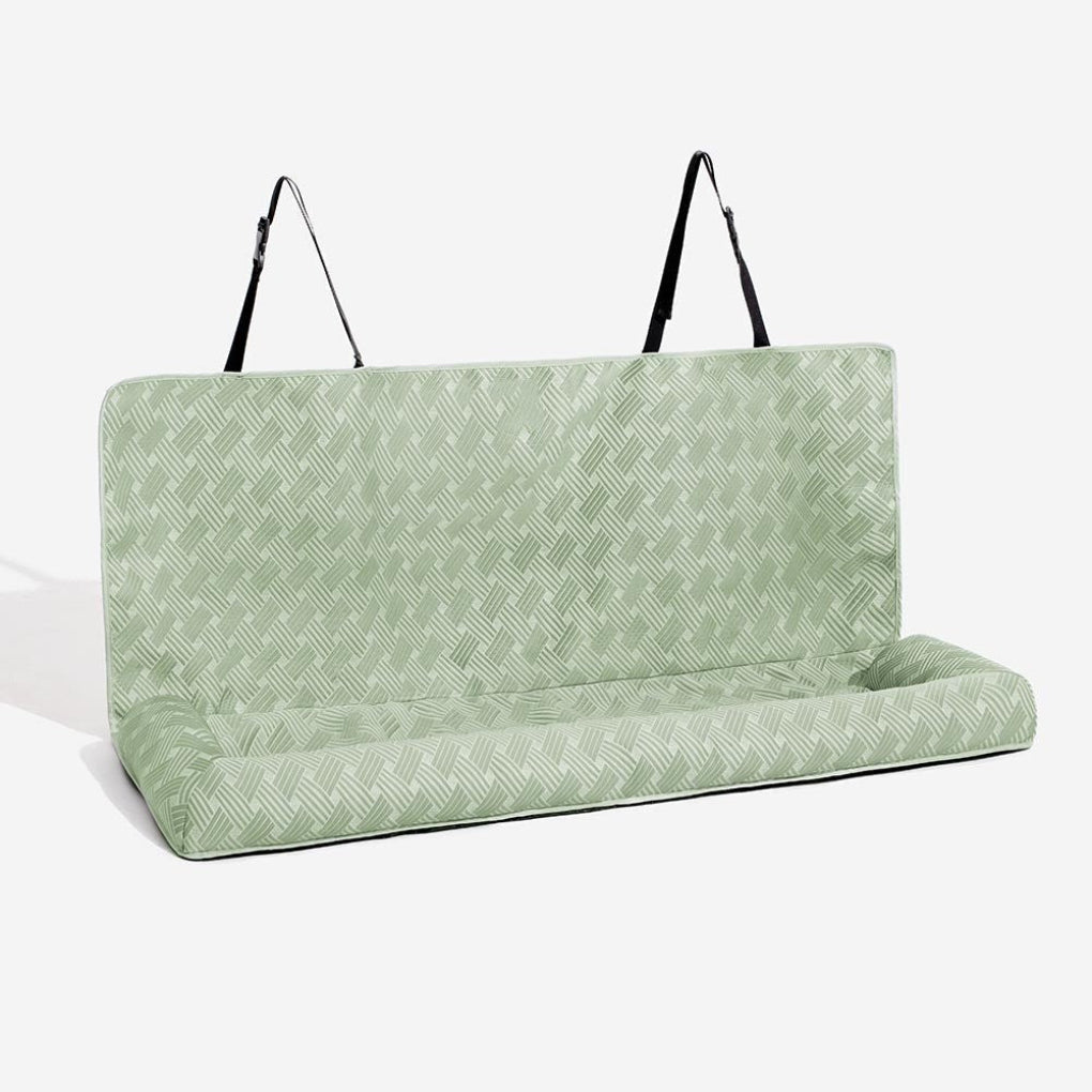 Luxury Dog Travel Bed for road trips. Offers cooling comfort & safety for any dog breed.