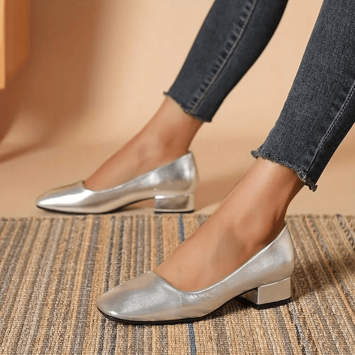 Minimalistische Pendler-Vierkant-Absätze