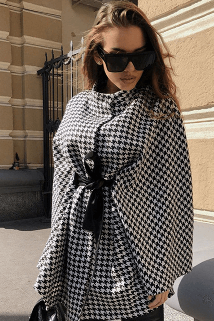 Chiffon Cape-Top mit Gürtel