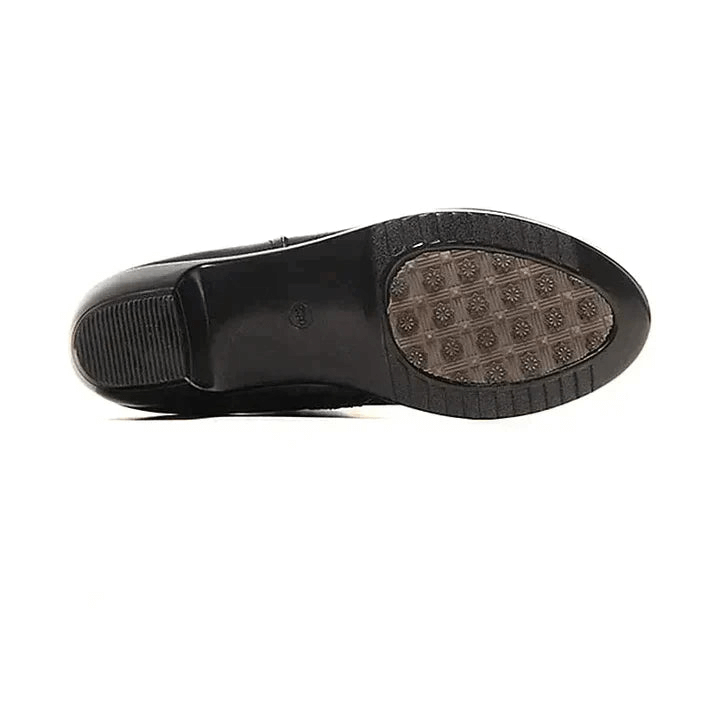 Modische Winterstiefel aus Leder