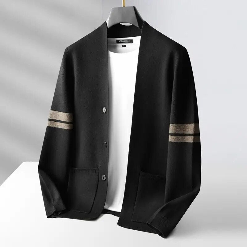 Elegant women's premium knit cardigan, cozy comfort, stylish long sleeve for fall/winter fashion.