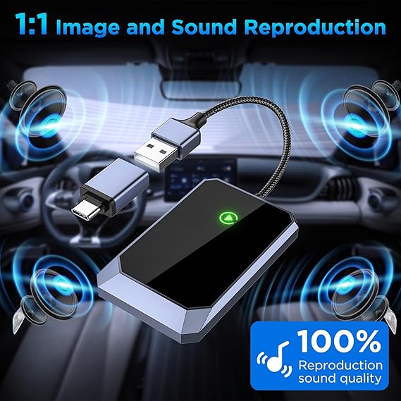 "Drahtloser CarPlay-Adapter im Auto-Steckplatz mit elegantem, schwarzglänzendem Design, für kabellose Konnektivität."