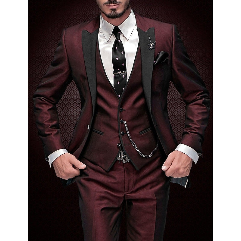 "Dreiteiliges Herren-Leinen-Set mit Blazer, Weste und Hose in elegantem Design, ideal für Business- und besondere Anlässe."