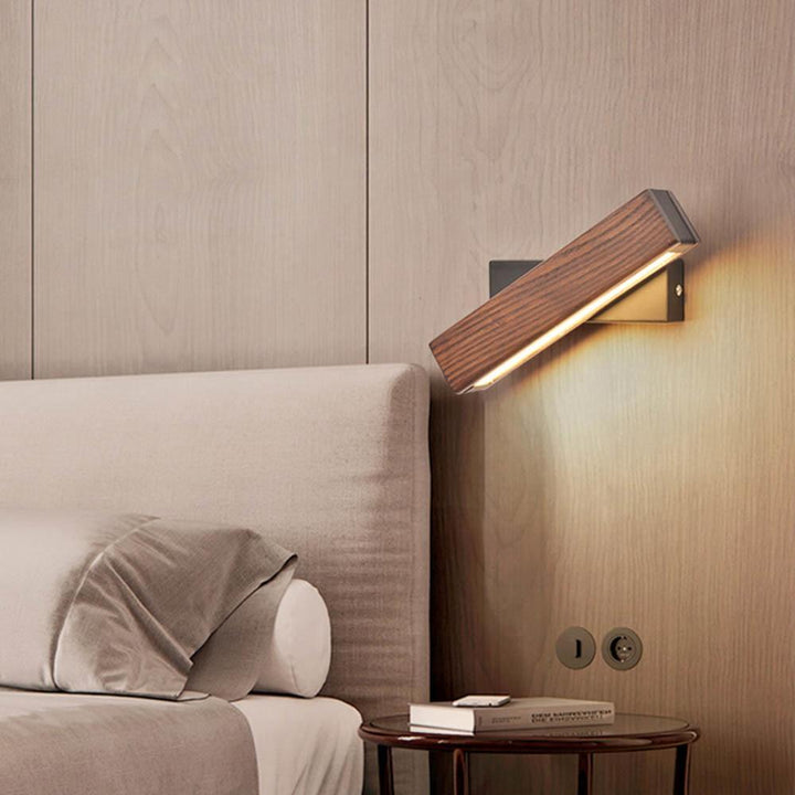 Drehbare LED Wandleuchte aus Holz - Modern & Flexibel