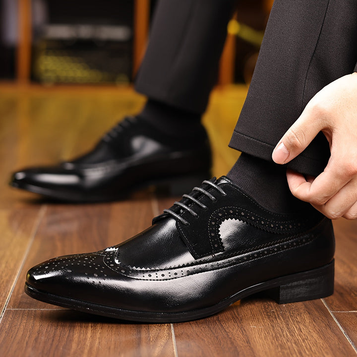 Detailed men's brogue patterned Oxford dress shoes, perfect for formal events & sophisticated style.
