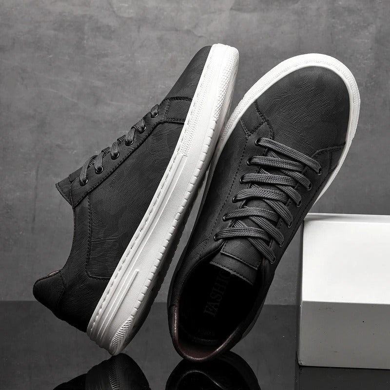 Polished men's versatile sneakers, suitable for smart-casual and everyday fashion, offering premium comfort.