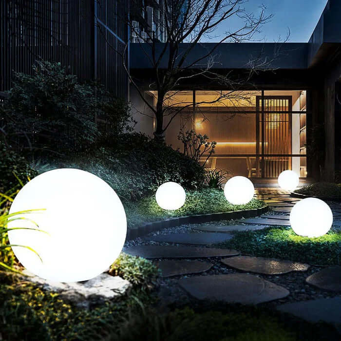 LED Gartenkugellampe, Solar, 20cm, Farbwechsel