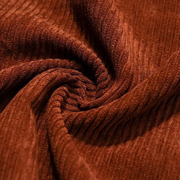 "Einreihiges Herrenjackett mit Reverskragen und lockerer Passform, klassisch-elegantes Design für vielseitige Anlässe."