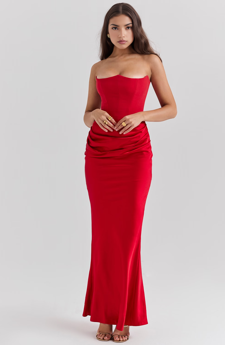 Elegant strapless women's dress, designed for ultimate comfort & style at prom.