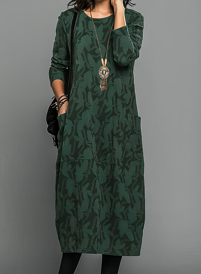Elegant women's midi dress, perfect for a wedding guest, featuring a flattering fit and versatile style for formal events.