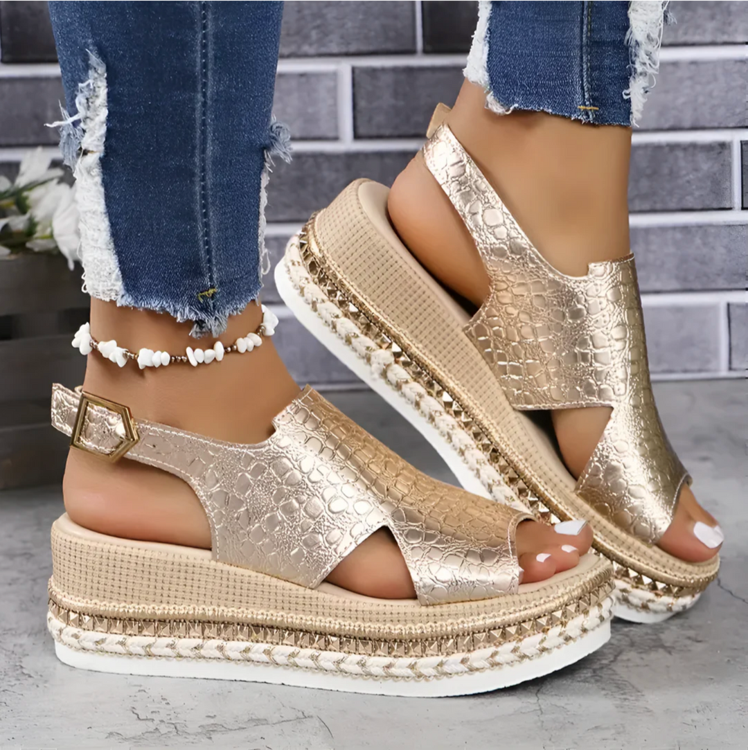Elegant women's heeled orthopedic sandals, providing excellent arch support & comfort for stylish looks.