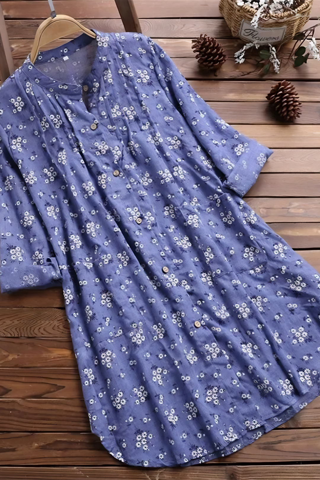 Relaxed fit women's printed blouse, a versatile long sleeve top for everyday style and elegant occasions.