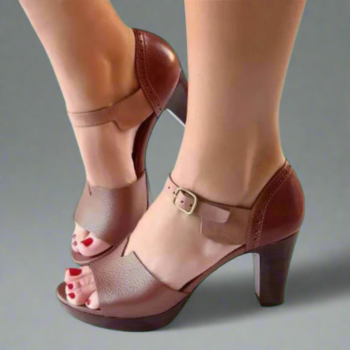 "Elegante Damen Sandaletten mit Blockabsatz und Schnallenverschluss, ideal für Büro und Cocktailparty."