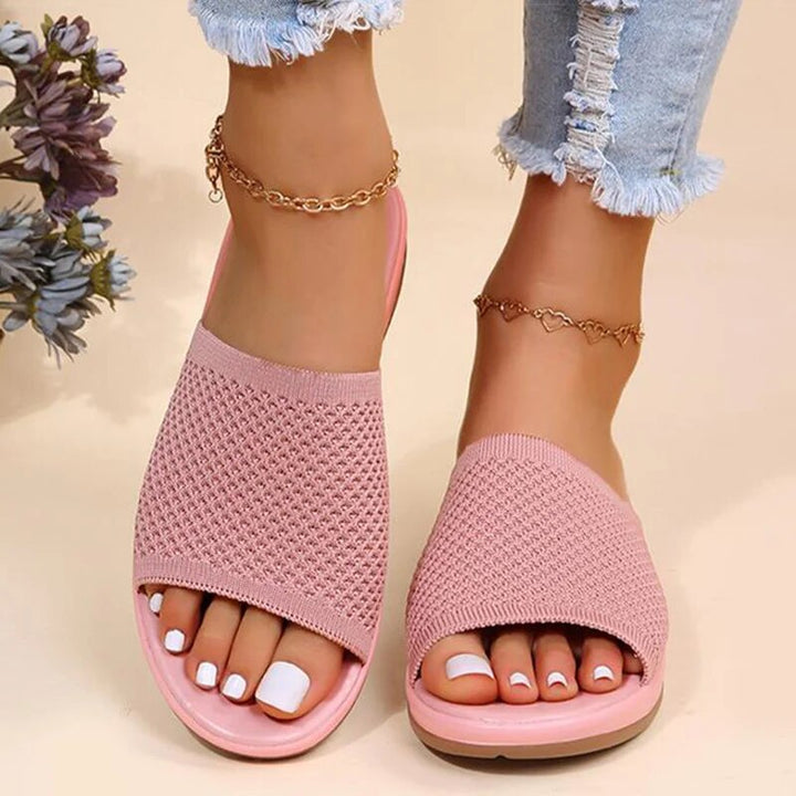 Elegante Damensandalen aus atmungsaktivem Mesh-Material, vielseitig für jeden Anlass, erhältlich in attraktiven Farben.