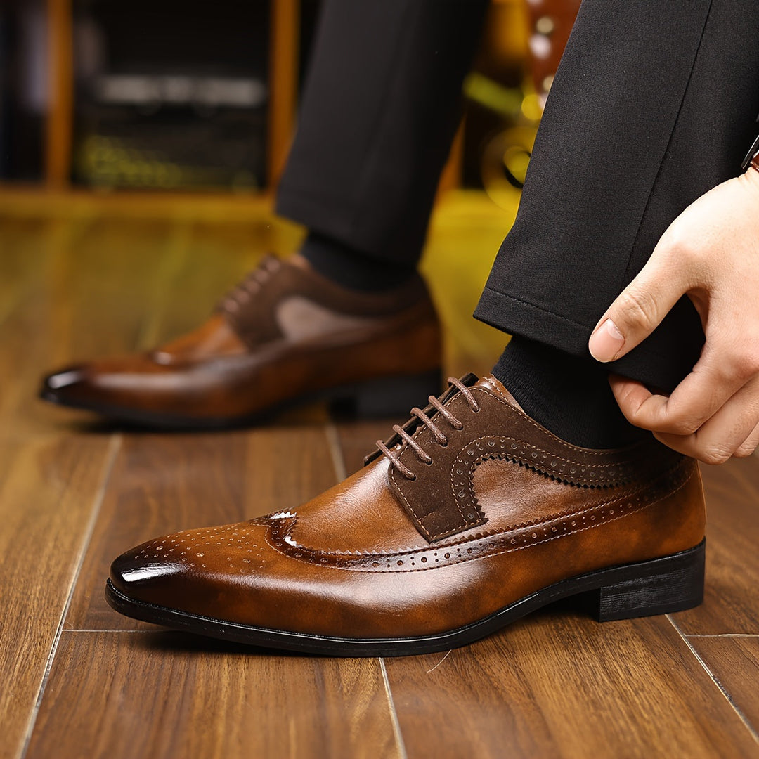 "Elegante Herren Lederschuhe, dunkelbraun, Business-Stil, mit gepolsterter Innensohle und rutschfester Sohle für Komfort."