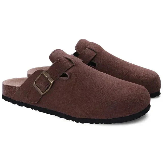 Elegante Herren Suede Slipper aus weichem Wildleder, klassisches Design, komfortabel, ideal für den anspruchsvollen Gentleman