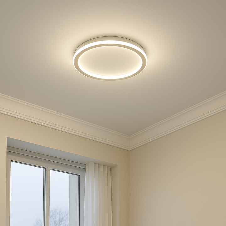 Elegante skandinavische LED-Deckenleuchte, dimmbar, rund, in modernem Esszimmer, warmweißes Licht, 40 cm Durchmesser.